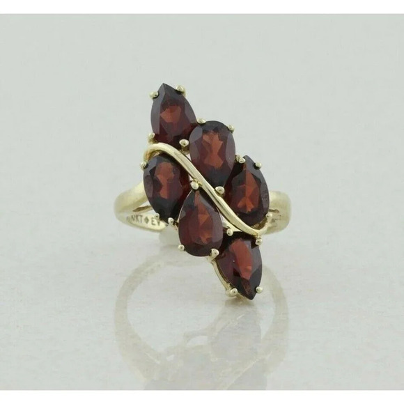 10k Yellow Gold Natural Garnet Ring Size 7 - Picture 1 of 7